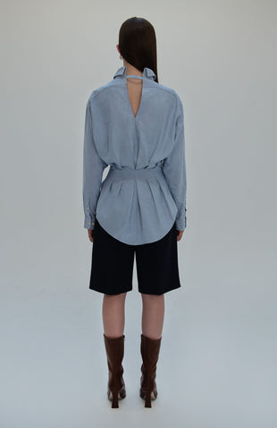 1-OFF-PARIS-SHIRT-TAILORED-12 (model, back)