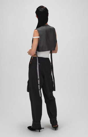 1-OFF-PARIS-TOP-GILET-CROPPED-03 (model, back)